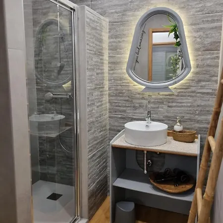 Couette-café On The Way - Beach/guest House 3*