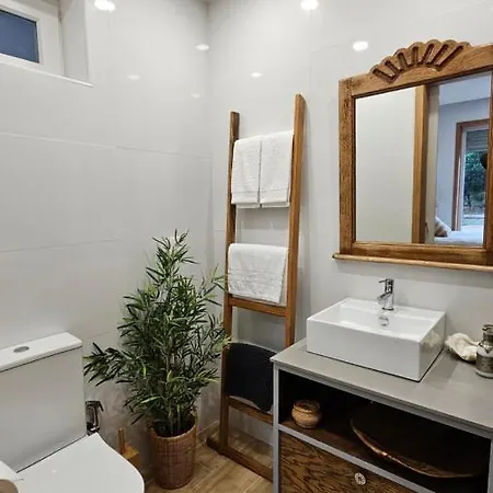 On The Way - Beach/guest House Bed and Breakfast 3*