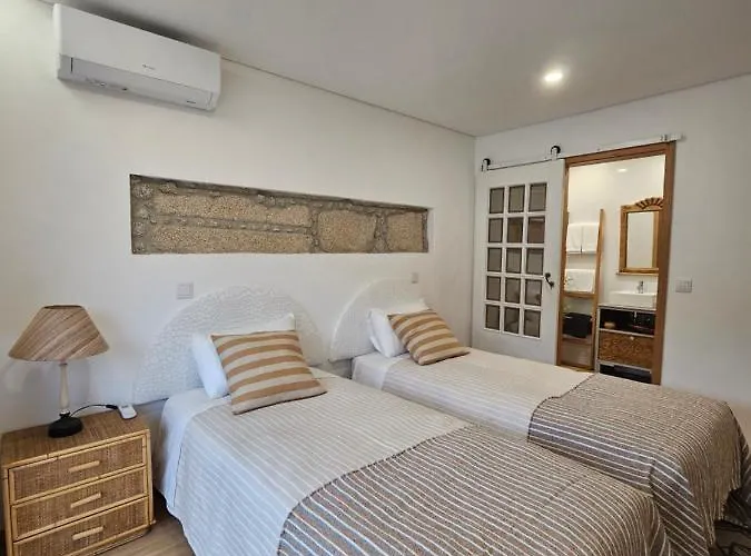 On The Way - Beach/guest House B&B