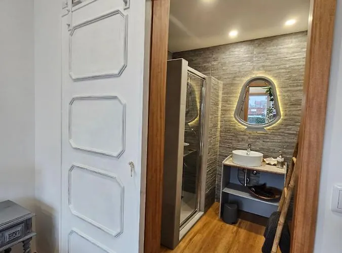 On The Way - Beach/guest House