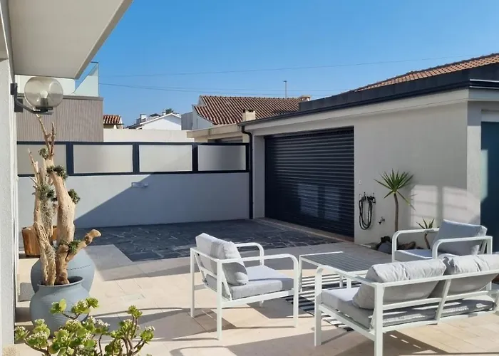 On The Way - Beach/guest House B&B 3*