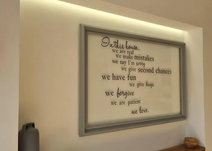 On The Way - Beach/guest House