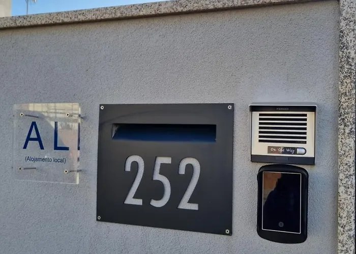 On The Way - Beach/guest House